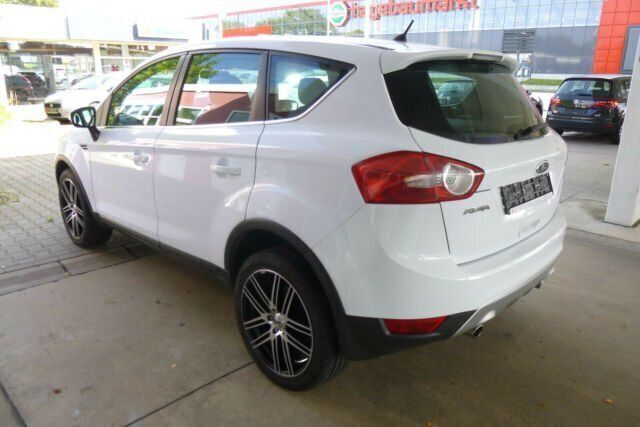 Gebraucht Ford Kuga Trend 140 PS (102 kW) 2011 Weiß SUV