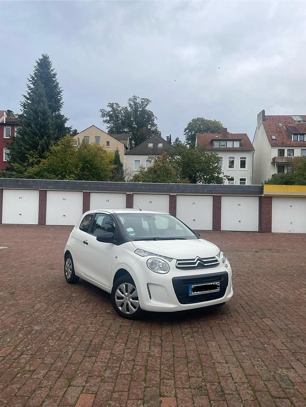Weiß Gebraucht 2018 Citroën C1 Kleinwagen | 5.300 € (Guter Preis) - Bild 1/4