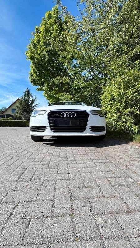 Weiß Gebraucht 2012 Audi A6 Kombi | 7.000 € (Superpreis) - Bild 1/4