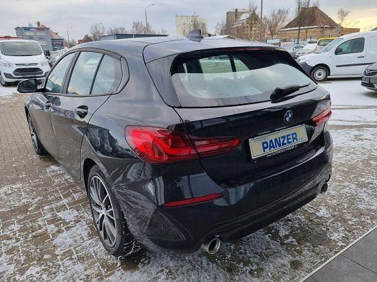 Gebraucht BMW 120 Advantage 190 PS (139 kW) 2022 Schwarz Kleinwagen