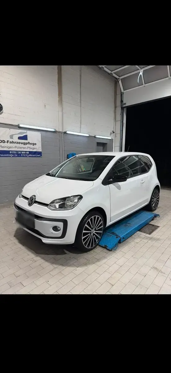 Usata VW up! 60 CV (44 kW) 2018 Bianco Utilitaria