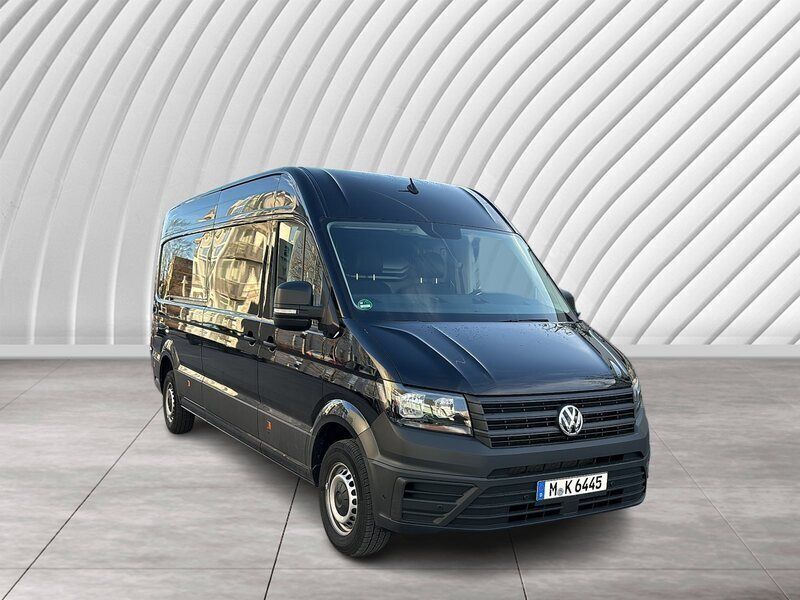 Schwarz Gebraucht 2023 VW Crafter Van | 40.990 € (Etwas zu teuer) - Bild 1/4