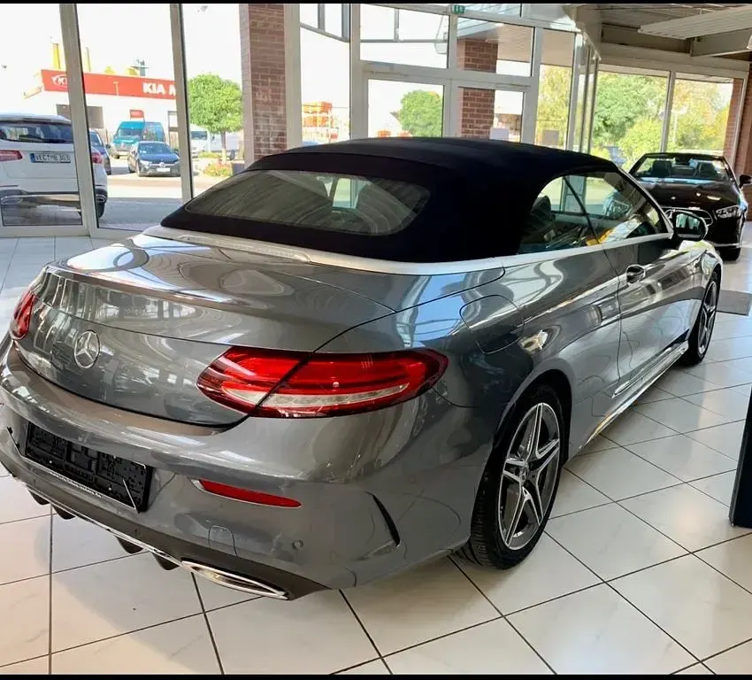 Gebraucht Mercedes C200 184 PS (135 kW) 2019 Grau Cabrio