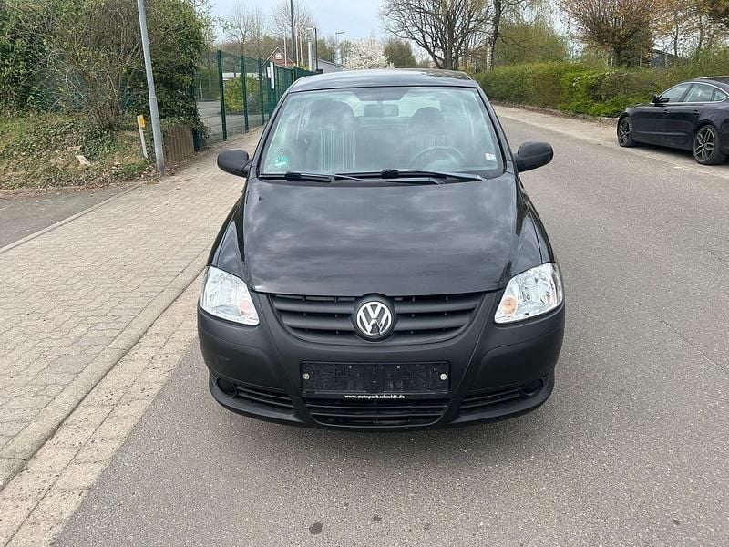 Second-hand VW Fox 60 CP (44 kW) 2009 Negru Hatchback