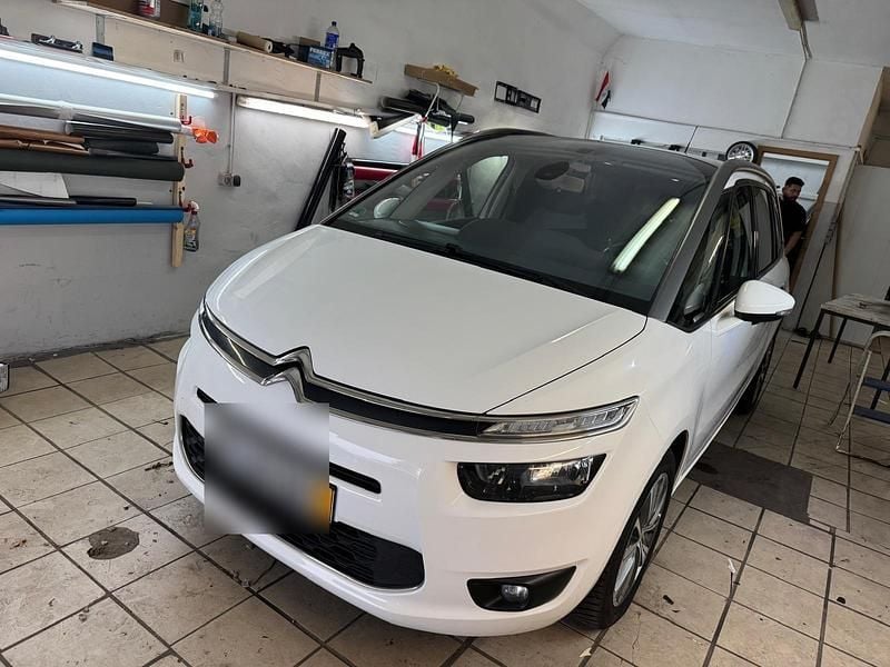 Weiß Gebraucht 2015 Citroën Grand C4 Picasso Start Van / Kleinbus | 10.000 € (Guter Preis) - Bild 1/4