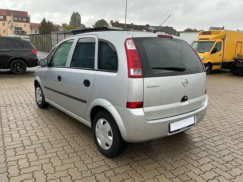 Gebraucht Opel Meriva 90 PS (66 kW) 2005 Silber Van / Kleinbus