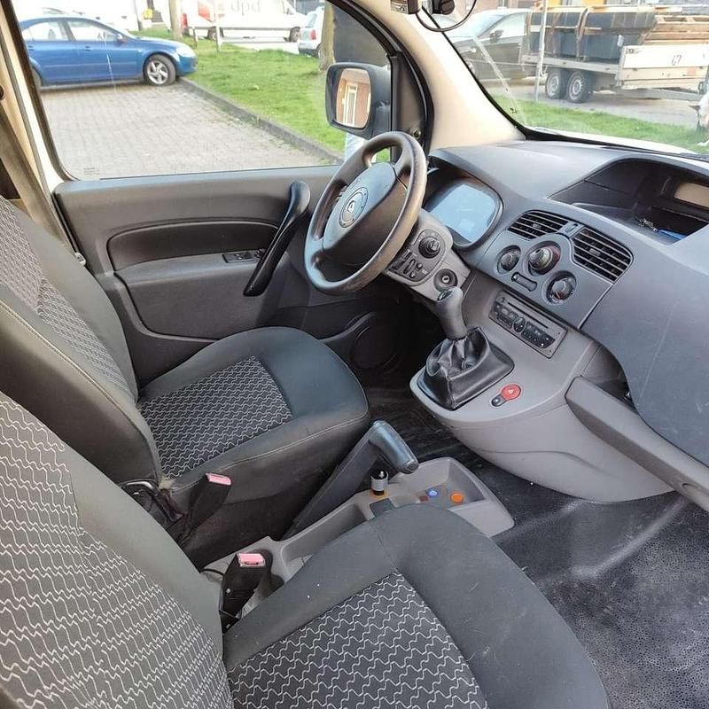 Gebraucht Renault Kangoo 68 PS (50 kW) 2010 Weiß Van