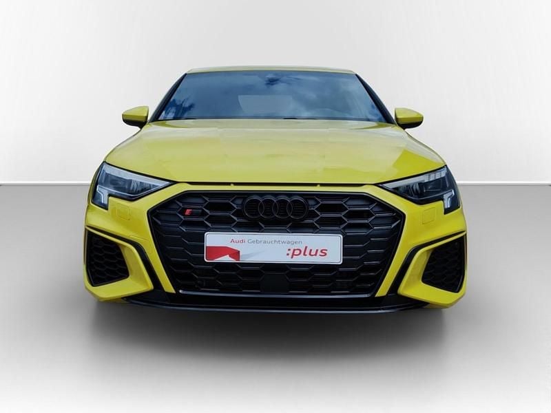 Gebraucht Audi S3 Ambiente 310 PS (228 kW) 2024 Gelb Limousine