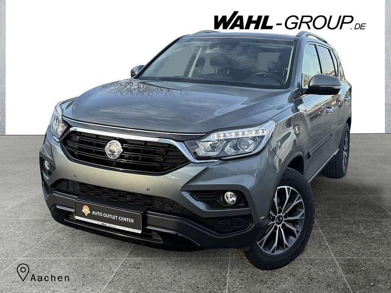 Grau Gebraucht 2019 Ssangyong (KGM) Rexton Quartz SUV | 19.990 € (Guter Preis) - Bild 1/4