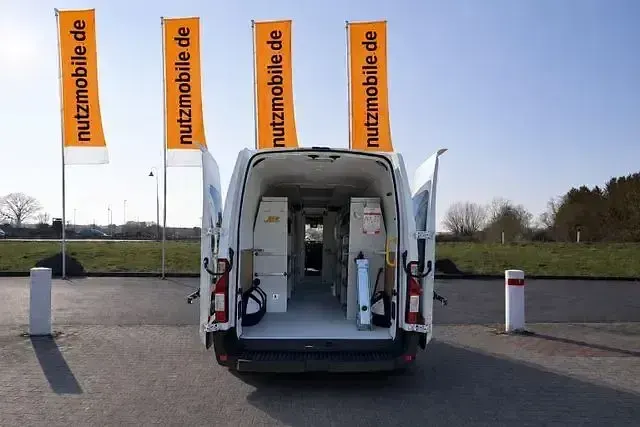 Gebraucht Renault Master 131 PS (96 kW) 2019 Weiß Van / Kleinbus