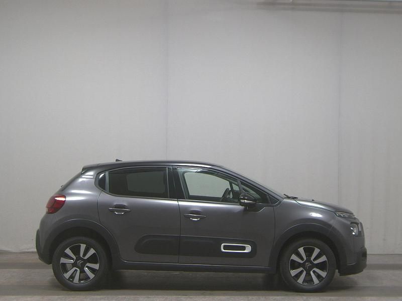 Grau Gebraucht 2021 Citroën C3 PureTech Limousine | 7.690 € (Superpreis) - Bild 1/4