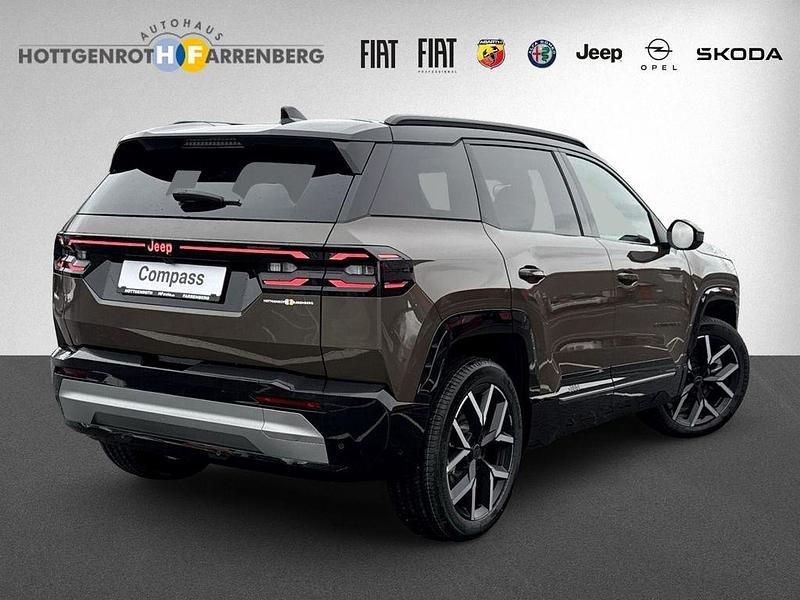 Käytetty Jeep Compass 156 kW (213 HP) 2026 Vihreä Katumaasturi