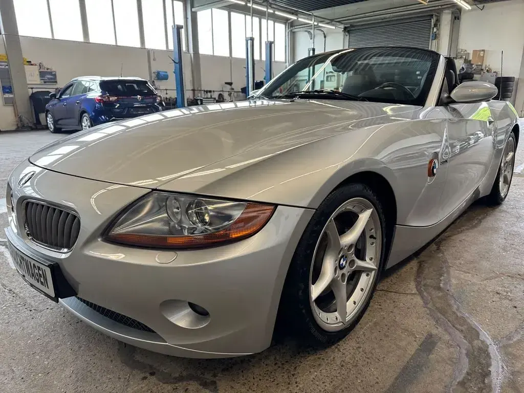 Gebraucht BMW Z4 Sport Line 231 PS (169 kW) 2003 Silber Cabrio