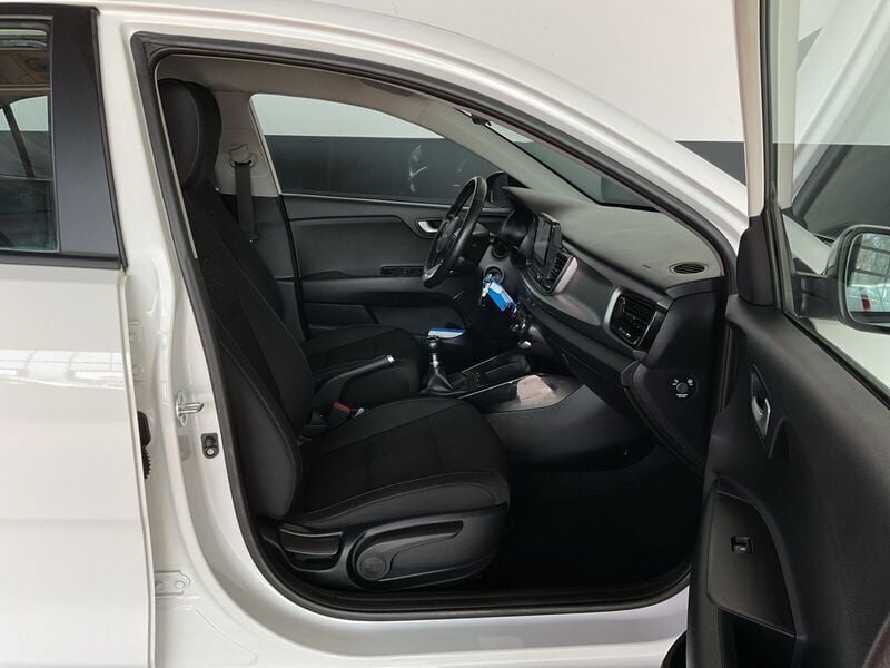 Gebraucht Kia Rio Vision 84 PS (61 kW) 2022 Weiß Kleinwagen