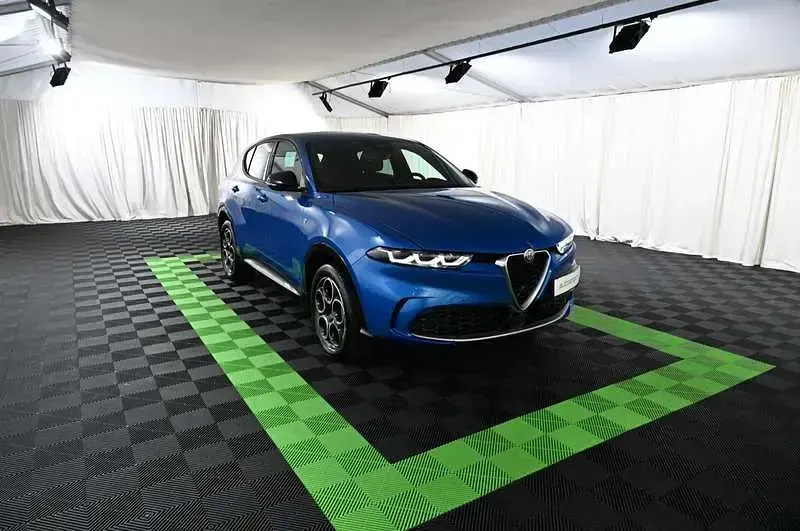 Gebraucht Alfa Romeo Tonale Ti 280 PS (205 kW) 2024 Blau SUV