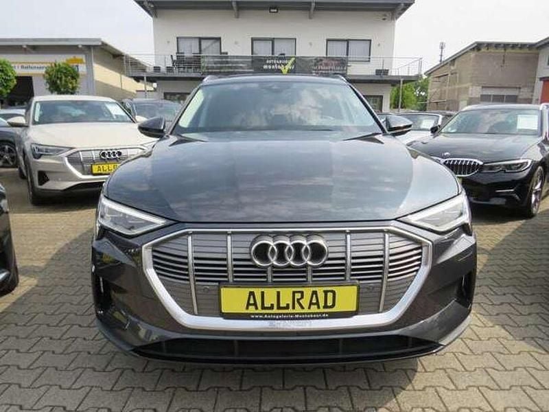 Gebraucht Audi e-tron Sport 300 kW (408 PS) 2020 Manhattangrau metallic SUV