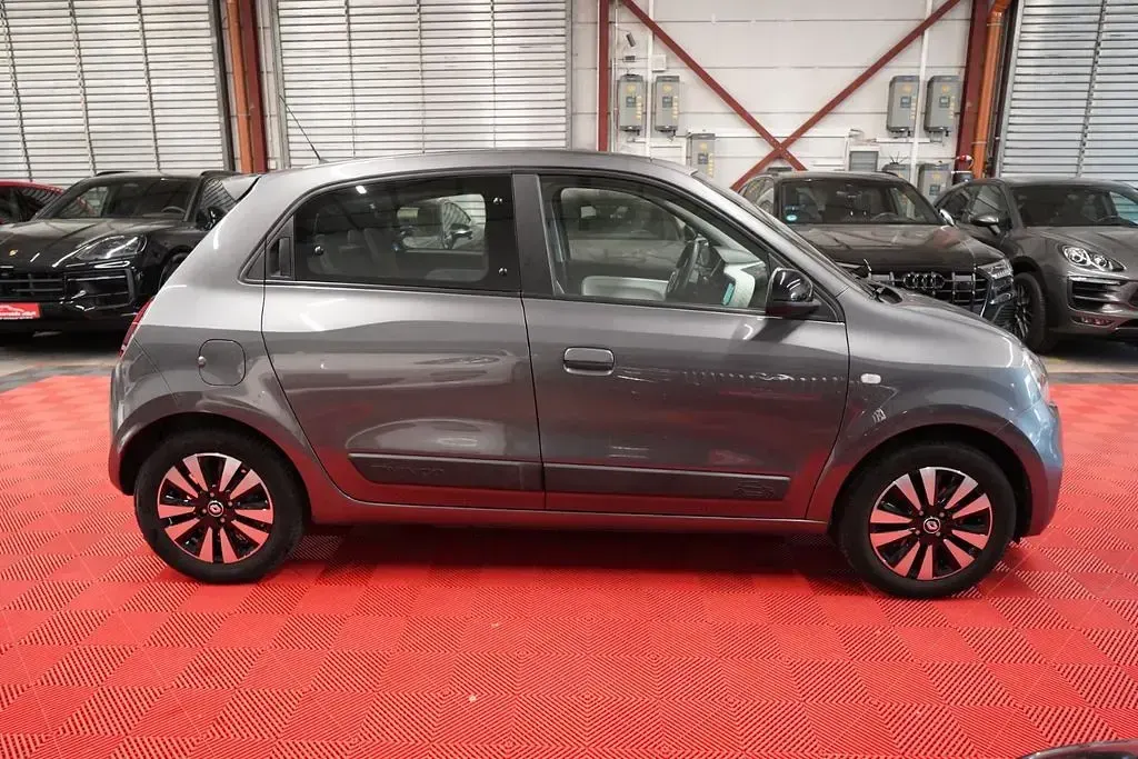 Gebraucht Renault Twingo Equilibre 65 PS (47 kW) 2022 Grau Kleinwagen