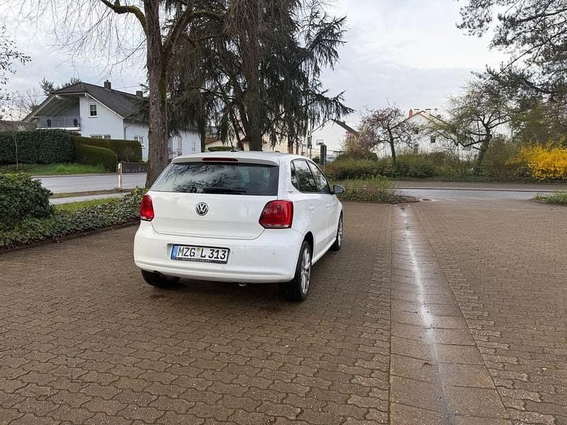 Gebraucht VW Polo 105 PS (77 kW) 2010 Weiß Kleinwagen
