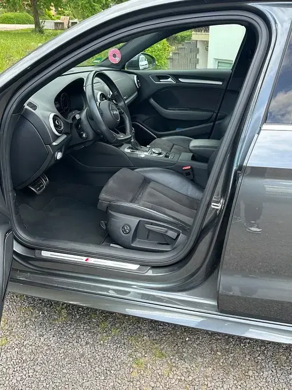 Gebraucht Audi A3 S-Line 150 PS (110 kW) 2018 Grau Limousine