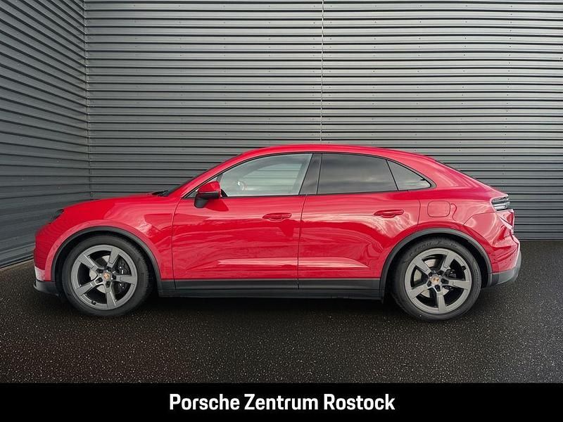 Gebraucht Porsche Macan 264 kW (360 PS) 2026 Karminrot SUV