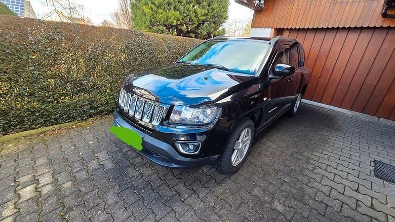 Gebraucht Jeep Compass Limited 170 PS (125 kW) 2014 Schwarz SUV