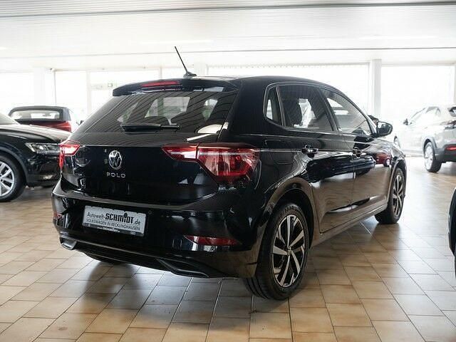 Gebraucht VW Polo Move 95 PS (69 kW) 2024 Deep black perleffekt Kleinwagen