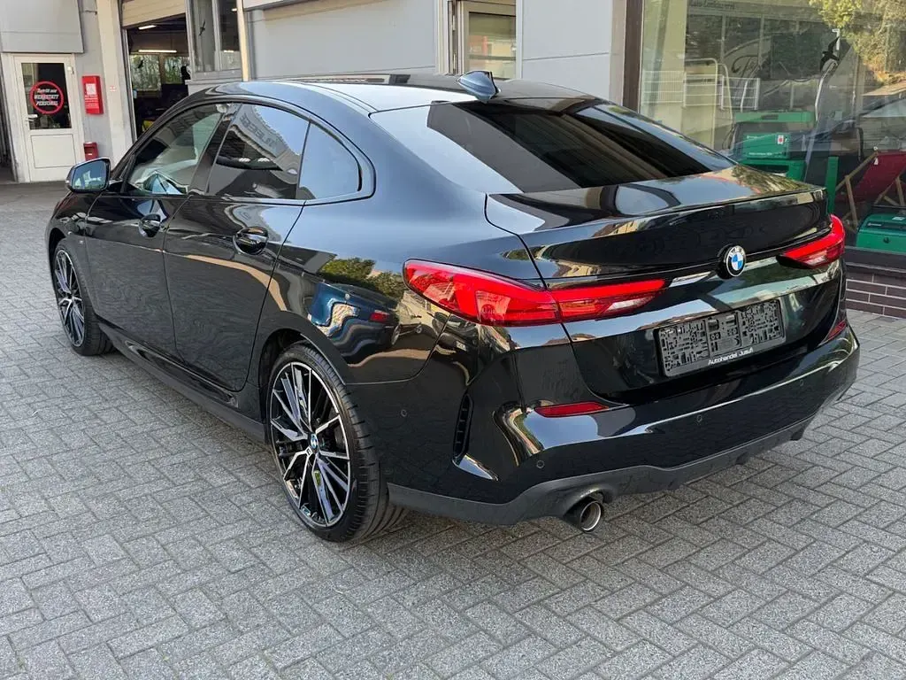 Gebraucht BMW 218 Performance 136 PS (100 kW) 2023 Schwarz Coupé