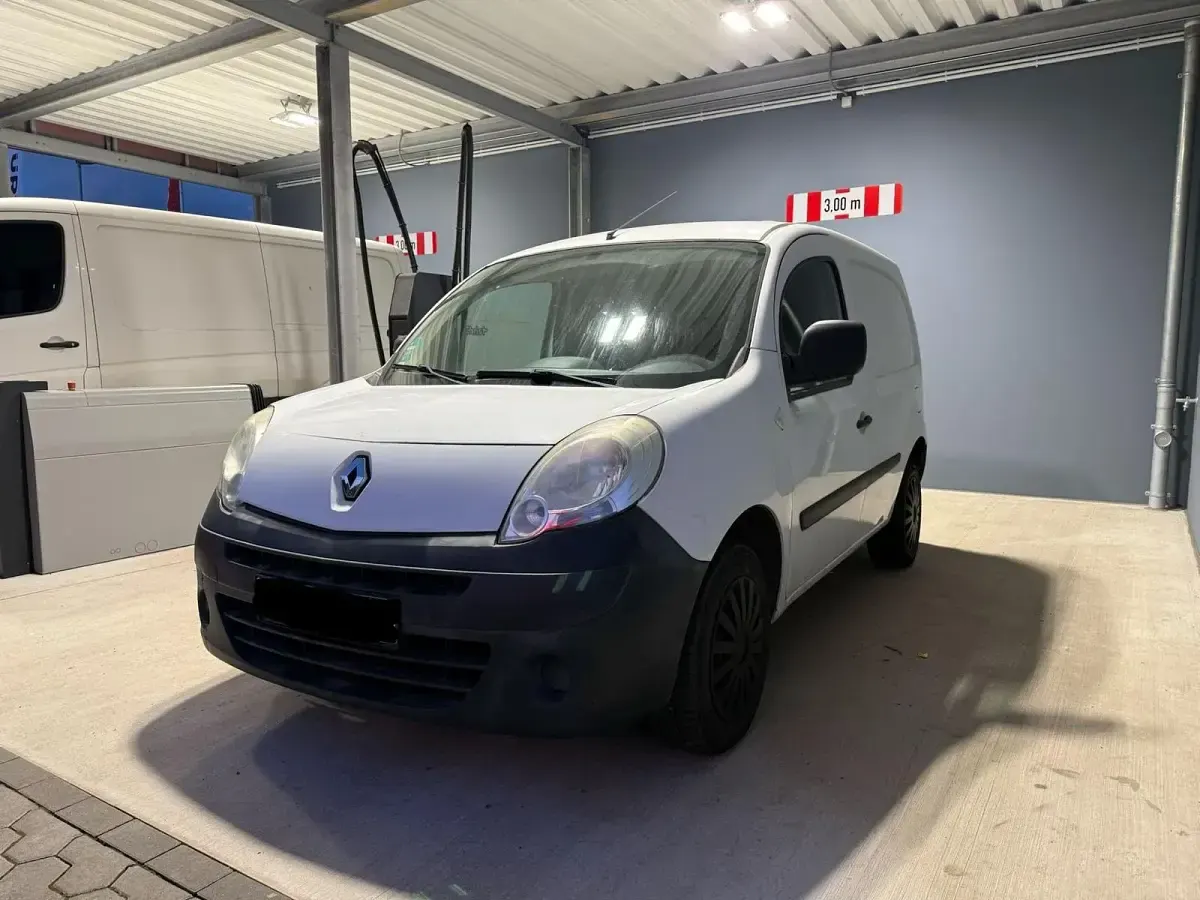 Gebraucht Renault Kangoo 90 PS (66 kW) 2010 Weiß