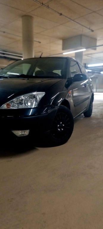 Gebraucht Ford Focus 116 PS (85 kW) 2004 Schwarz Limousine