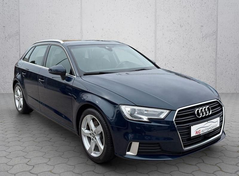 Gebraucht Audi A3 Sport 190 PS (139 kW) 2019 Blau Limousine