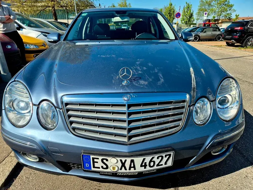 Gebraucht Mercedes E200 184 PS (135 kW) 2006 Grau Limousine