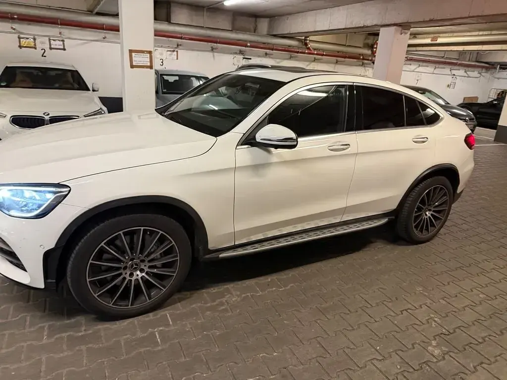 Gebraucht Mercedes GLC400d AMG 330 PS (242 kW) 2022 Weiß SUV