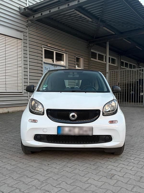 Gebraucht Smart ForTwo Coupé 71 PS (52 kW) 2015 Weiß Coupé