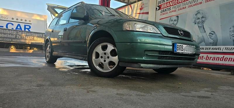 Gebraucht Opel Astra Edition 101 PS (74 kW) 1999 Grün Kombi