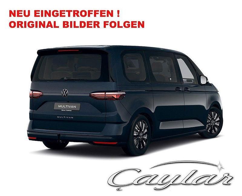 Second-hand VW Multivan 150 CP (110 kW) 2023 Albastru Monovolum