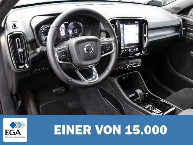 Gebraucht Volvo XC40 Plus 261 PS (191 kW) 2023 Weiß metallic SUV