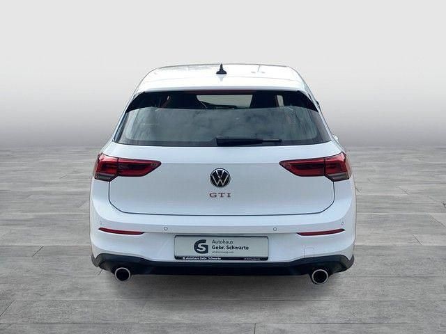 Gebraucht VW Golf VIII GTI 245 PS (180 kW) 2024 Weiß Limousine