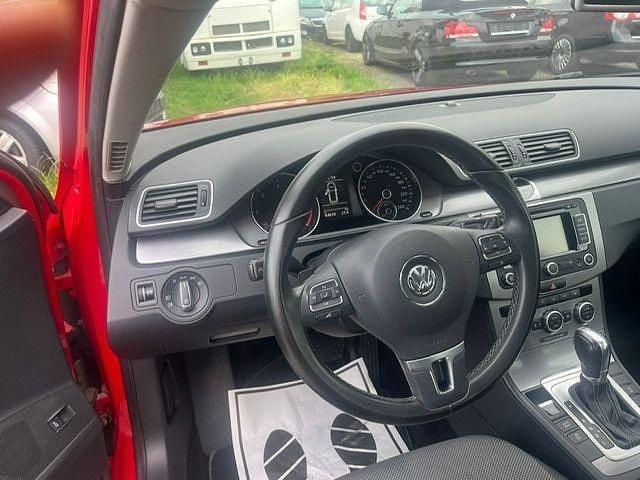 Rot Gebraucht 2014 VW Passat Edition Kombi | 8.900 € (Guter Preis) - Bild 1/4