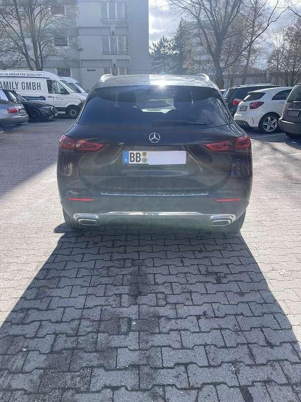 Gebraucht Mercedes GLA220 Progressive 190 PS (139 kW) 2022 SUV