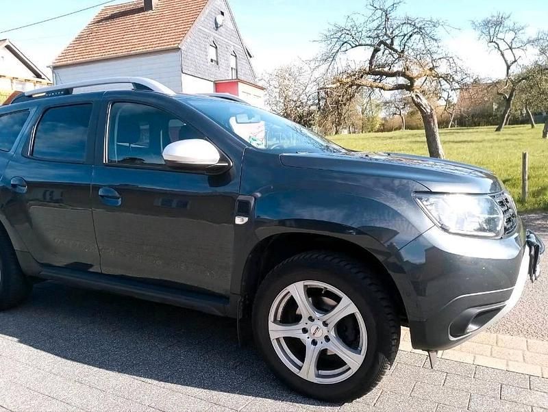 Gebraucht Dacia Duster Prestige 116 PS (85 kW) 2019 Grau SUV