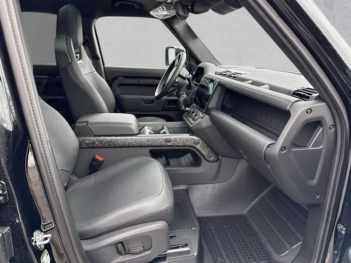 Neu Land Rover Defender Black Edition 635 PS (467 kW) 2025 Schwarz SUV