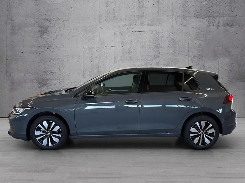 Gebraucht VW Golf VIII Pro 116 PS (85 kW) 2024 Grau Limousine