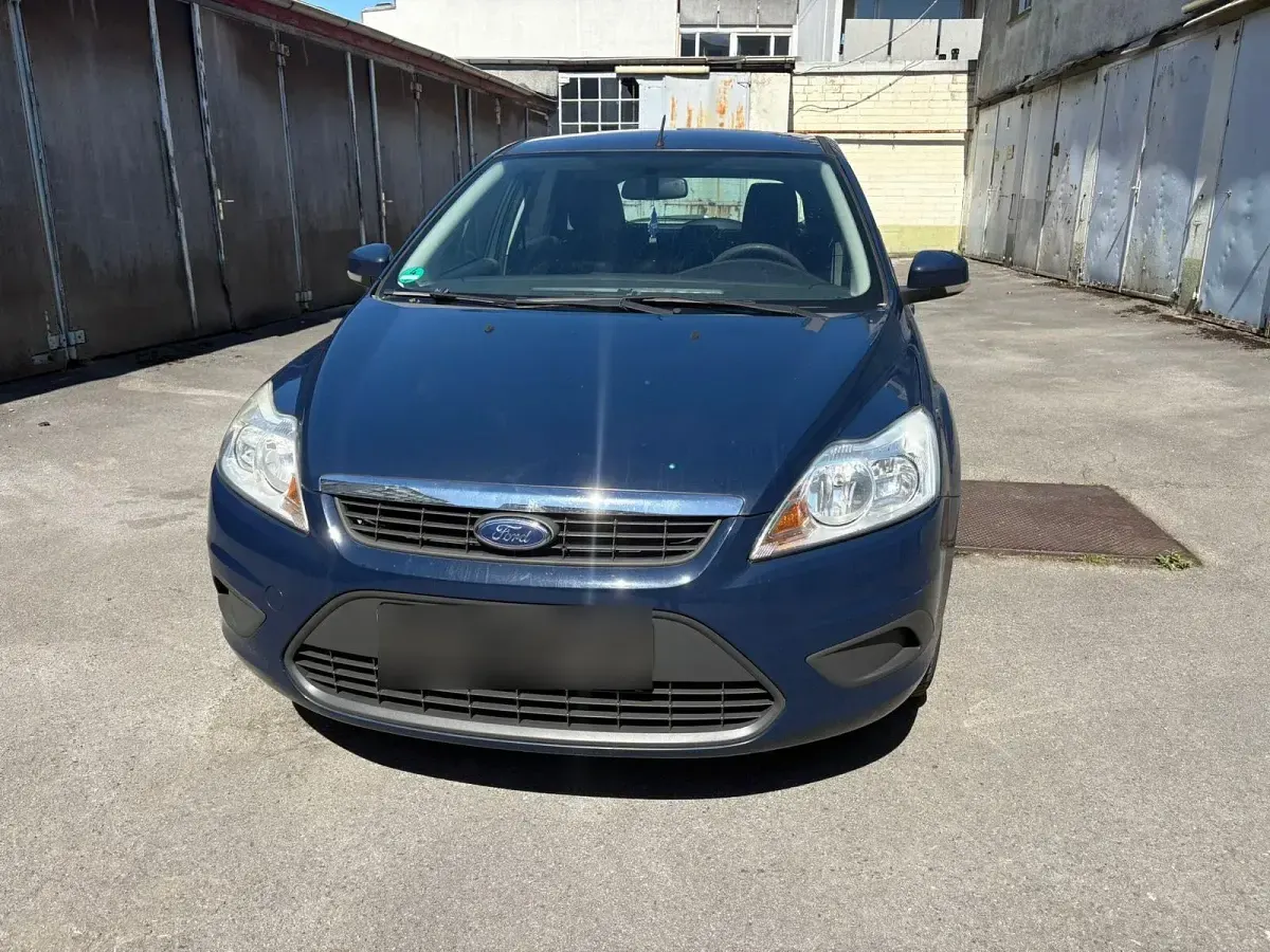 Usata Ford Focus 75 CV (55 kW) 2009 Blu Berlina