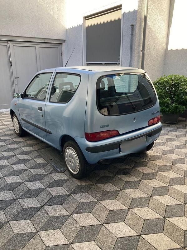 Blau Gebraucht 1999 Fiat Seicento Kleinwagen | 750 € - Bild 1/4