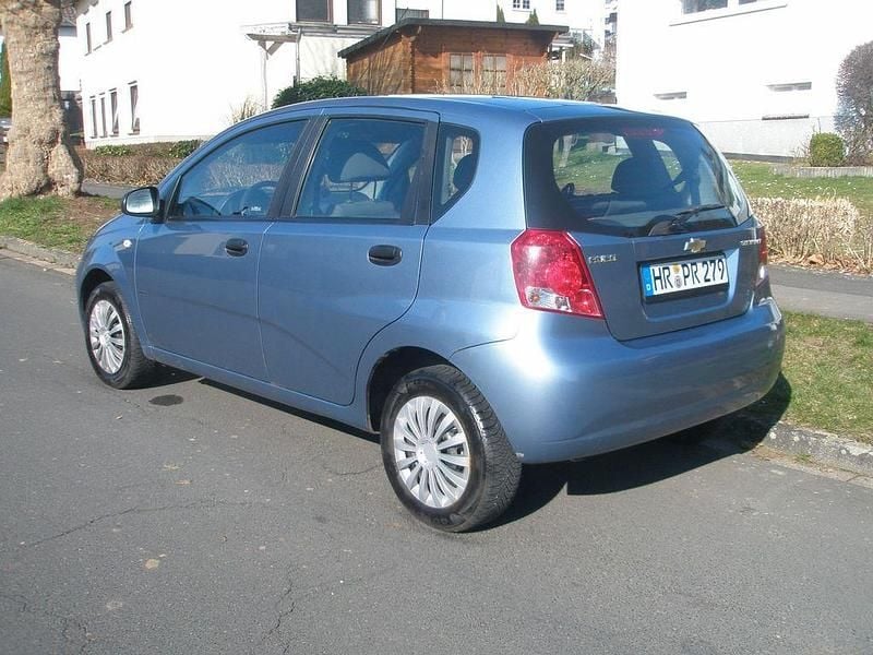 Gebraucht Chevrolet Kalos 72 PS (52 kW) 2007 Blau Limousine