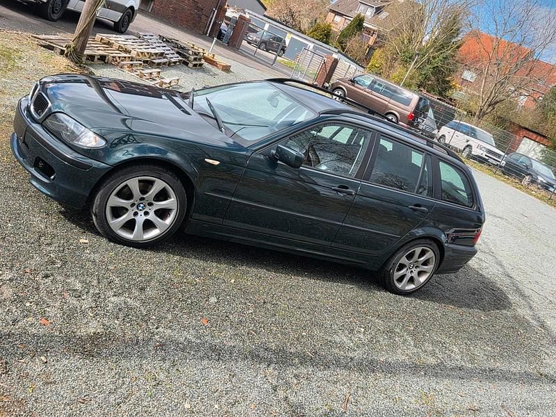 Usata BMW 320 150 CV (110 kW) 2002 Verde Station wagon