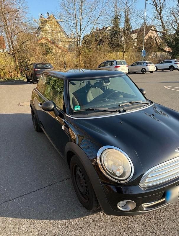 Gebraucht Mini ONE 98 PS (72 kW) 2011 Schwarz Kleinwagen