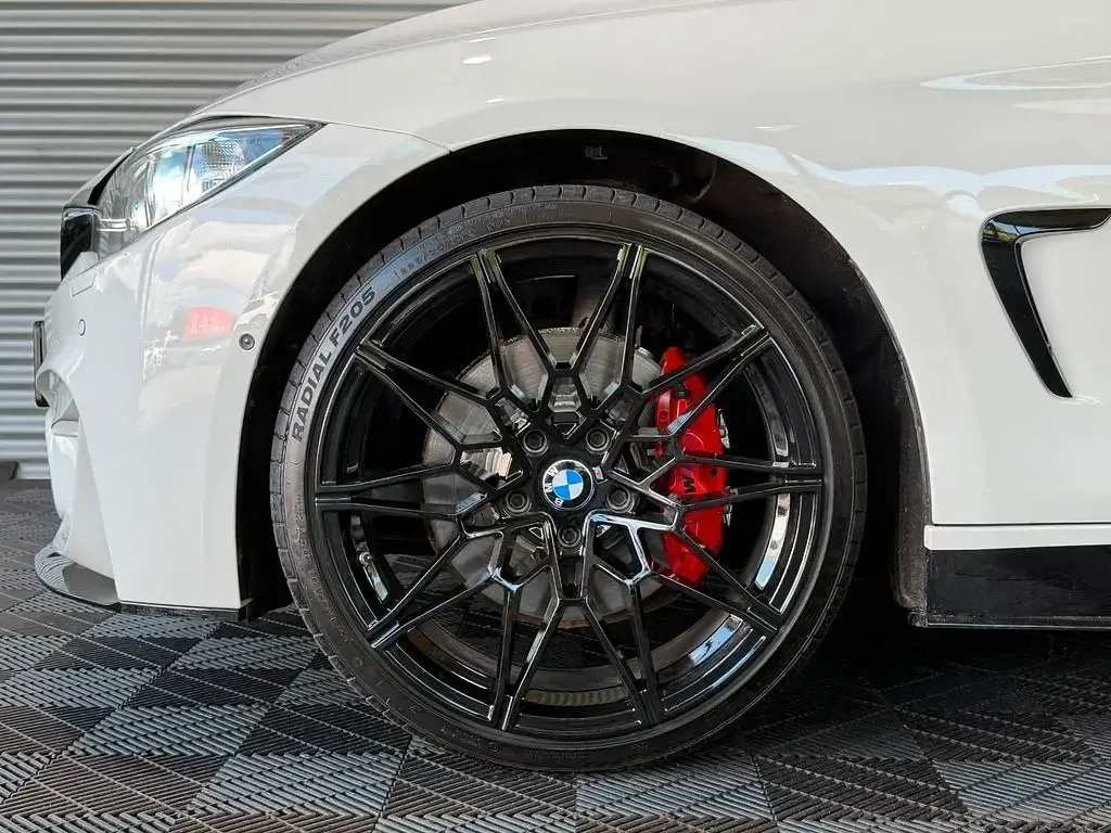 Gebraucht BMW M4 Cabriolet Performance 306 PS (225 kW) 2015 Weiß Cabrio