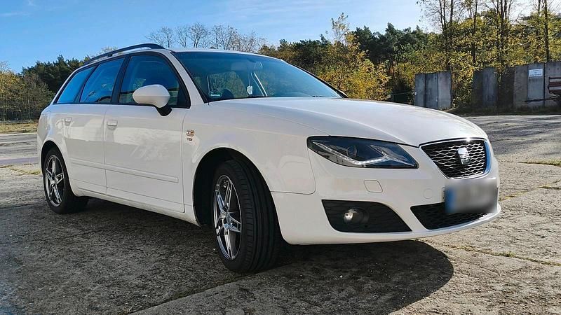 Gebraucht Seat Exeo 143 PS (105 kW) 2013 Weiß Kombi