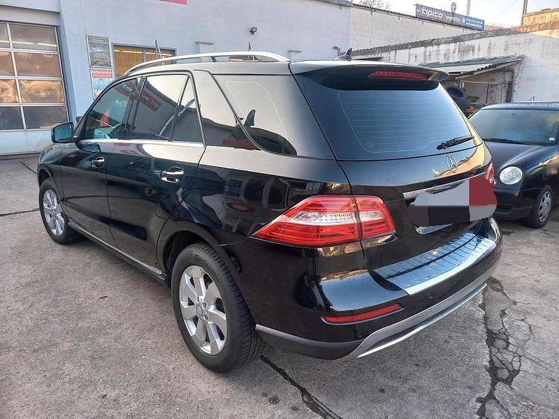 Gebraucht Mercedes ML350 305 PS (224 kW) 2014 Schwarz SUV